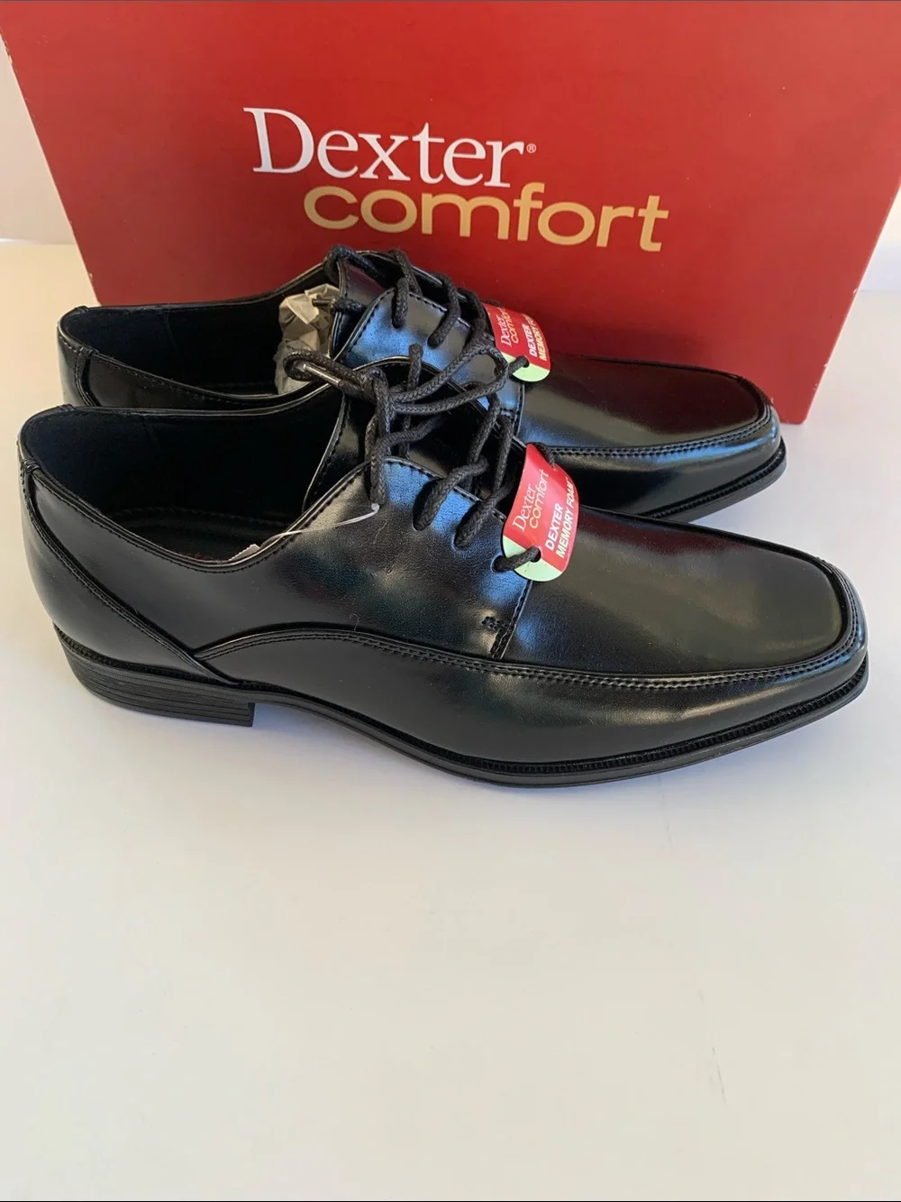 Dexter Black Leather Lace-Up Oxford  Size 8